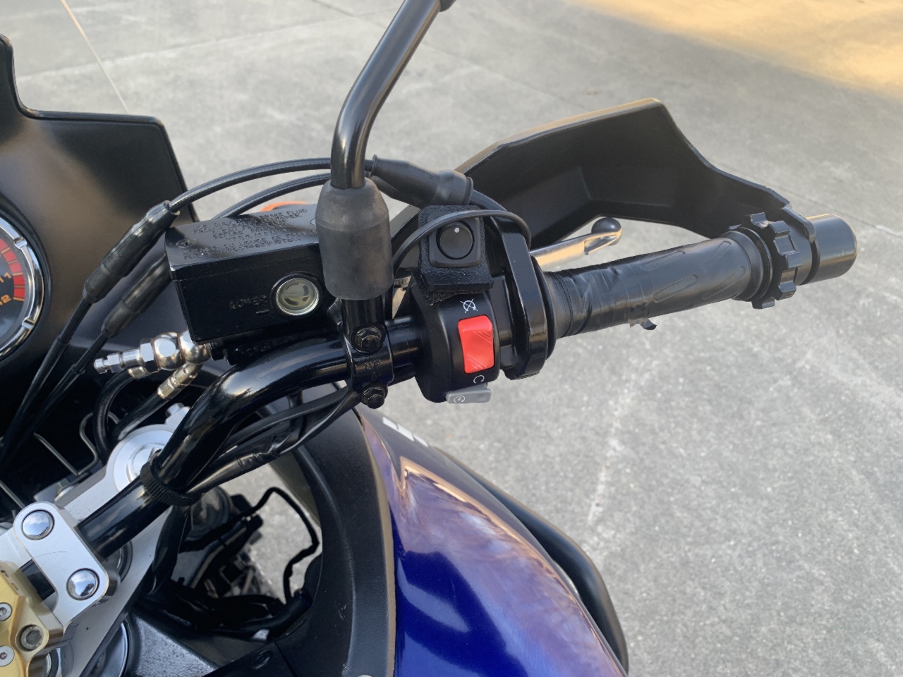 2004 Suzuki V-Strom 1000